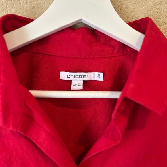 Chico's Bold Red Floral Texture Collared Blouse Size 14 Workwear Spring Cotton - Picture 3 of 6